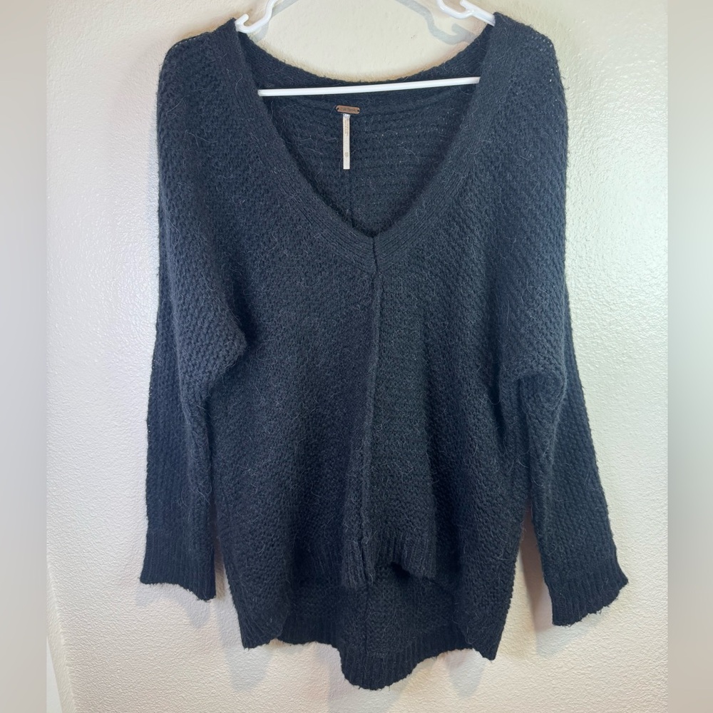 Free People Black Wool Alpaca Blend V-Neck Oversized Sweater Size XS